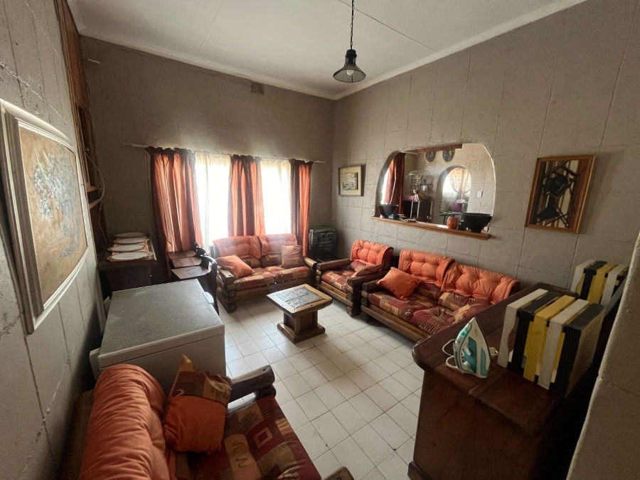 5 Bedroom Property for Sale in Die Rand Northern Cape